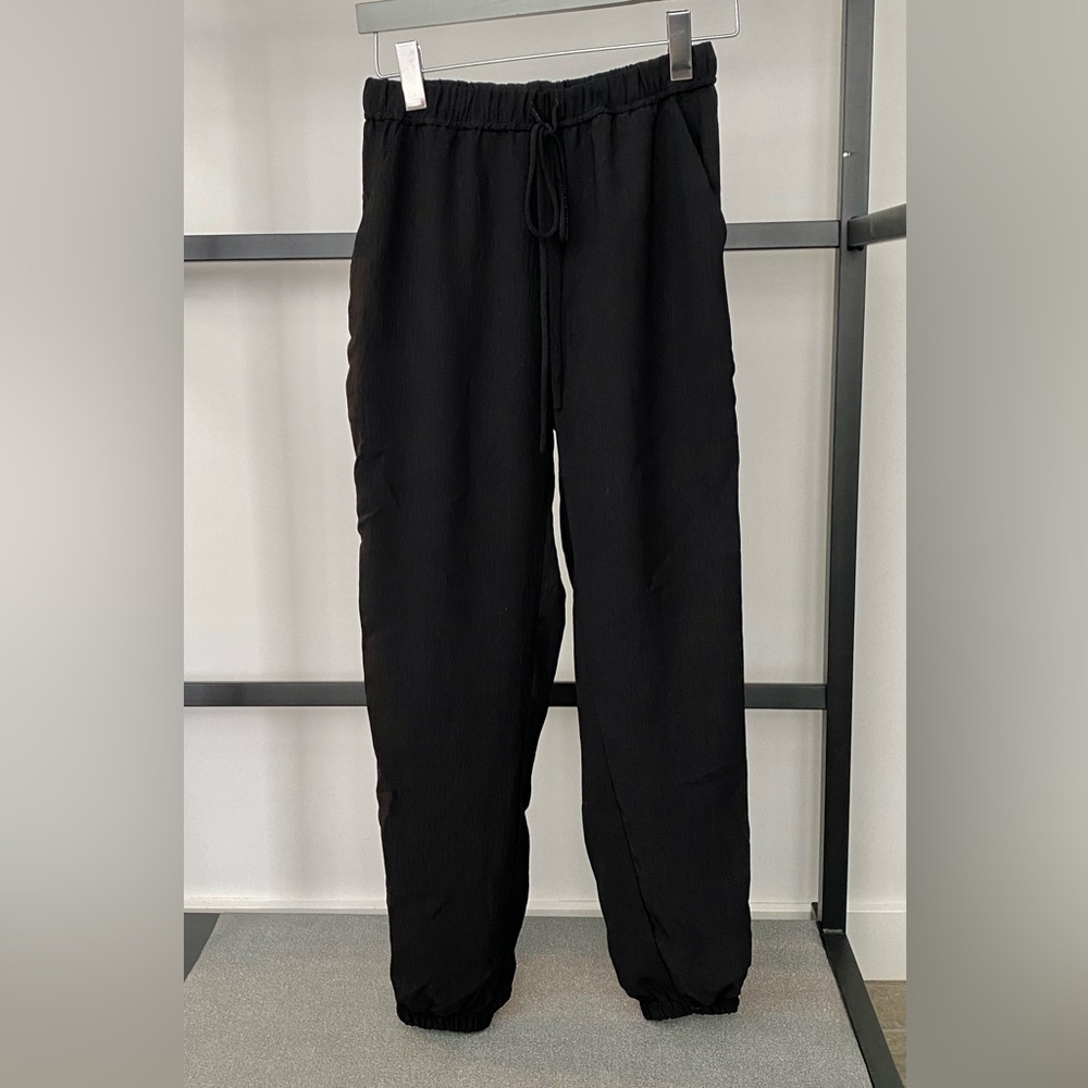 Women’s Jogger style drawstring crepe pants